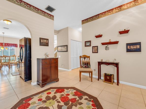 4866 SW 32nd Ter, Dania Beach FL 33312