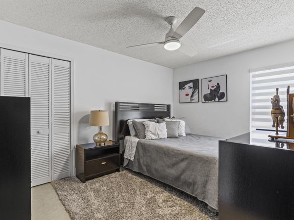 15193 Oak Chase Court, Wellington FL 33414