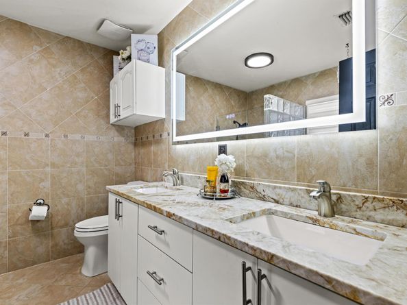 15193 Oak Chase Court, Wellington FL 33414