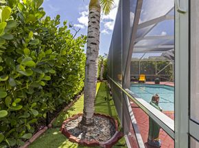 15193 Oak Chase Court, Wellington FL 33414