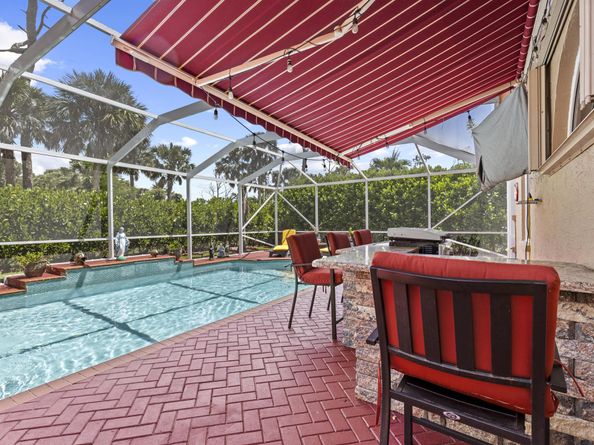 15193 Oak Chase Court, Wellington FL 33414