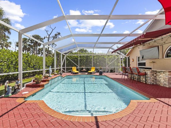 15193 Oak Chase Court, Wellington FL 33414