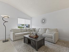 15193 Oak Chase Court, Wellington FL 33414