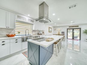 20421 SW 50th Pl, Southwest Ranches FL 33332