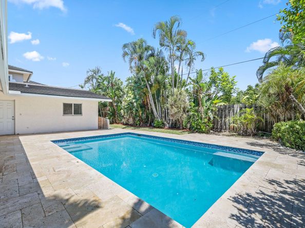 2331 NE 35 Drive, Fort Lauderdale FL 33308