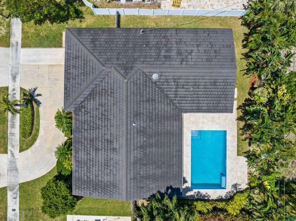 2331 NE 35 Drive, Fort Lauderdale FL 33308