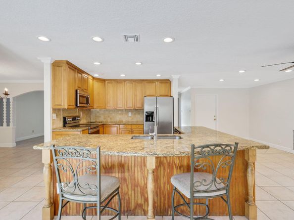 2331 NE 35 Drive, Fort Lauderdale FL 33308