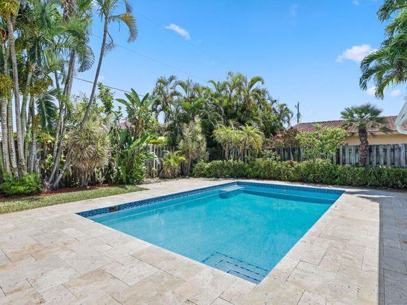 2331 NE 35 Drive, Fort Lauderdale FL 33308
