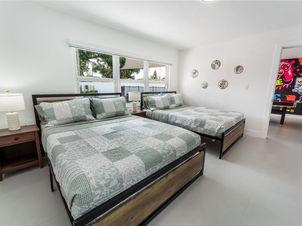 1618 NW 11th Ave, Fort Lauderdale FL 33311