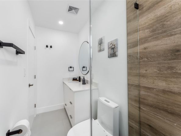 1618 NW 11th Ave, Fort Lauderdale FL 33311