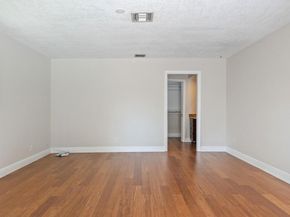 4806 Kumquat Dr, Tamarac FL 33319