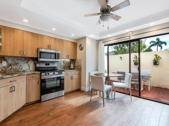 15981 Loch Katrine Trail 7203, Delray Beach FL 33446