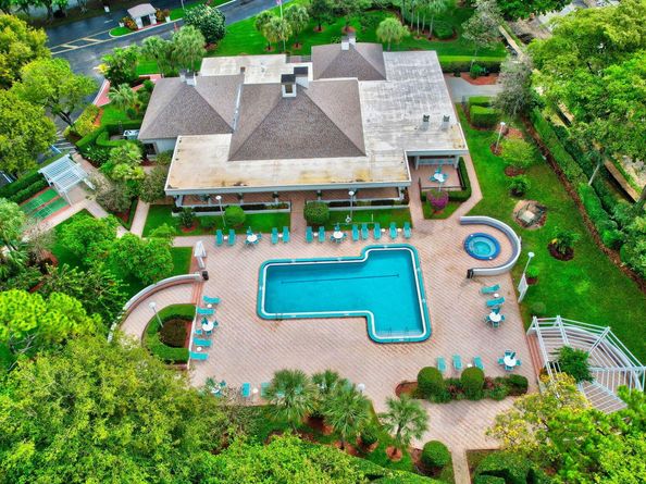 1850 Homewood Boulevard 214, Delray Beach FL 33445