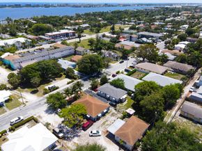 909 S N Street, Lake Worth Beach FL 33460