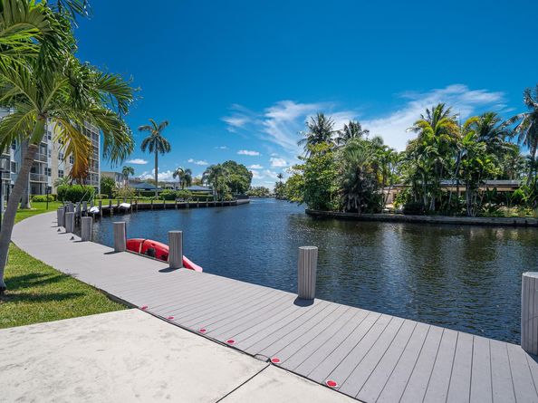 3050 NE 16th Ave 706, Oakland Park FL 33334