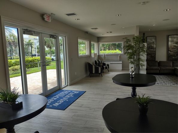 4200 Hillcrest Drive 405, Hollywood FL 33021