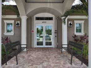 4200 Hillcrest Drive 405, Hollywood FL 33021