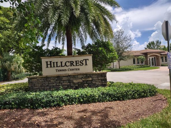 4200 Hillcrest Drive 405, Hollywood FL 33021