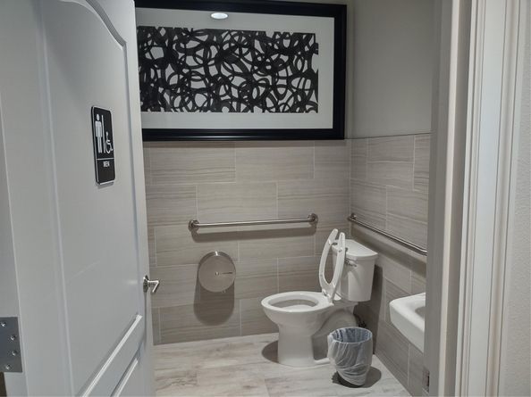 4200 Hillcrest Drive 405, Hollywood FL 33021