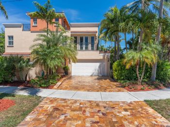 1500 NE 26th Ave