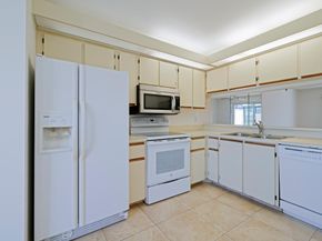 6230 Riverwalk Lane 5, Jupiter FL 33458