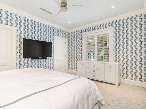 146 Sunset Avenue C, Palm Beach FL 33480