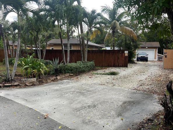 821 Fairview Street, Lake Worth FL 33461
