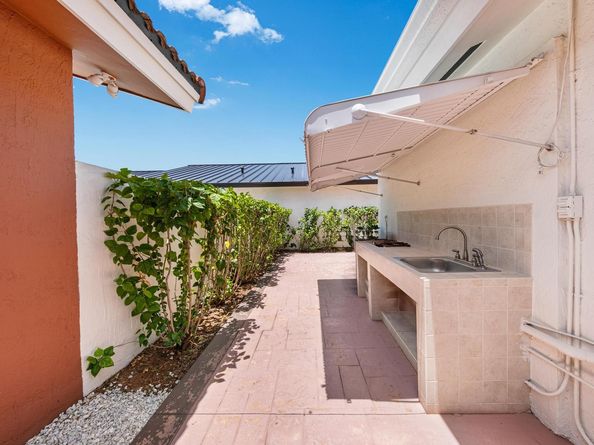 13401 SW 30th Street, Miami FL 33175