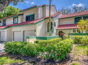 10 Lexington Lane E B, Palm Beach Gardens FL 33418