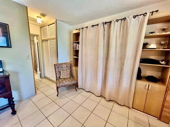 707 S 19th Avenue 11, Hollywood FL 33020