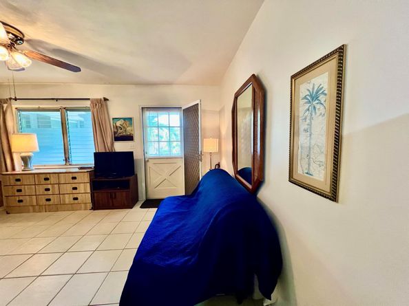 707 S 19th Avenue 11, Hollywood FL 33020