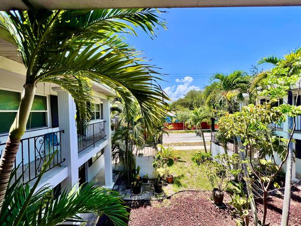707 S 19th Avenue 11, Hollywood FL 33020