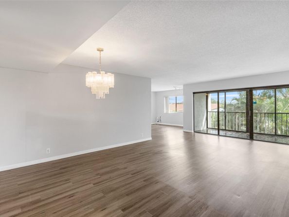 4080 Tivoli Court 302, Lake Worth FL 33467