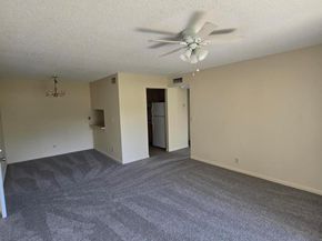 1854 Abbey Road 202, West Palm Beach FL 33415