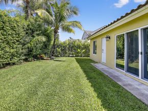 1210 NW 193rd Ave, Pembroke Pines FL 33029