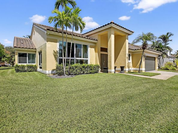 1210 NW 193rd Ave, Pembroke Pines FL 33029