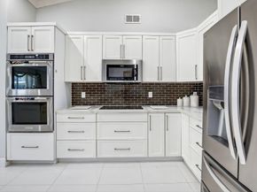 1210 NW 193rd Ave, Pembroke Pines FL 33029