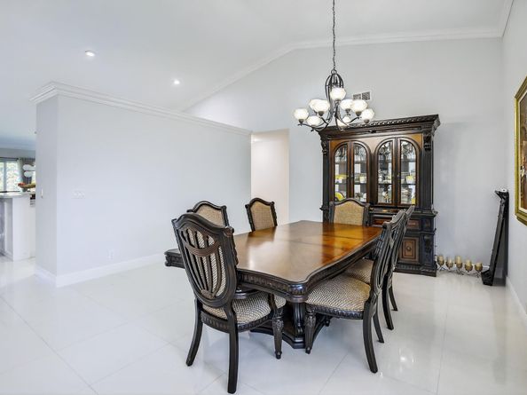 1210 NW 193rd Ave, Pembroke Pines FL 33029