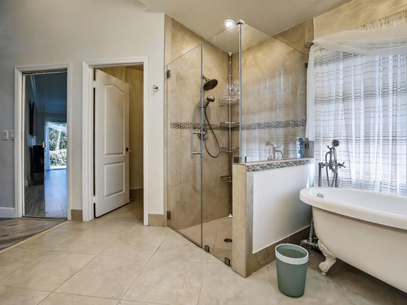 1210 NW 193rd Ave, Pembroke Pines FL 33029