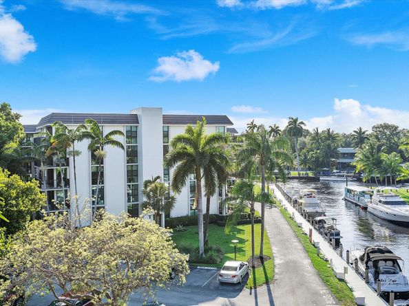 1201 River Reach Dr 403, Fort Lauderdale FL 33315