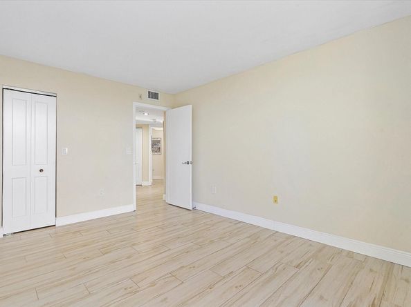 1201 River Reach Dr 403, Fort Lauderdale FL 33315
