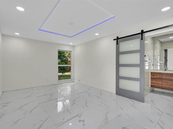 7200 NW 68th St, Tamarac FL 33321