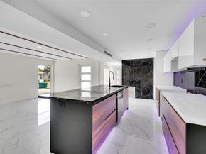 7200 NW 68th St, Tamarac FL 33321