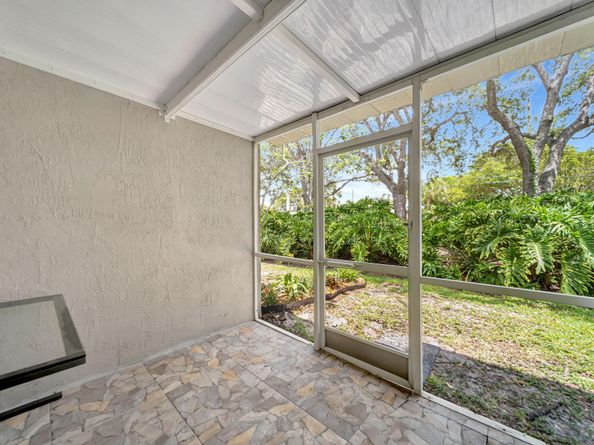 6010 N Golden Beauty Ln, Tamarac FL 33321