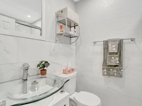 6010 N Golden Beauty Ln, Tamarac FL 33321