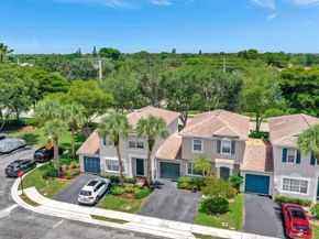 6010 N Golden Beauty Ln, Tamarac FL 33321