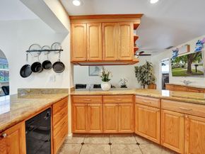 10402 NW 5th Mnr, Plantation FL 33324