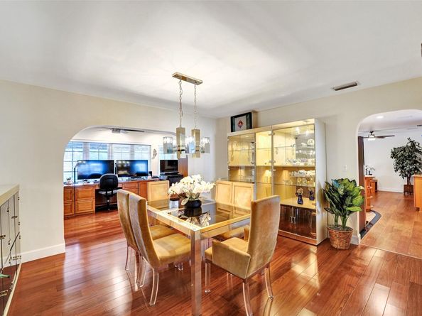 10402 NW 5th Mnr, Plantation FL 33324