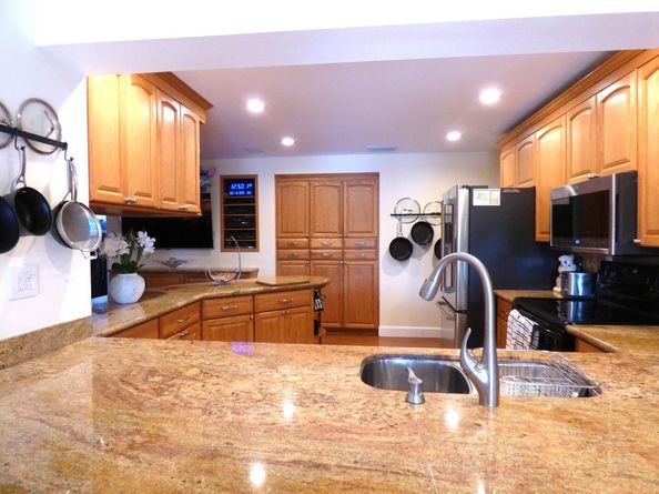 10402 NW 5th Mnr, Plantation FL 33324