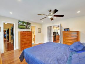 10402 NW 5th Mnr, Plantation FL 33324
